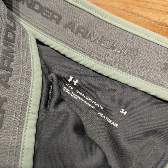 Men's Under Armour Golf Shorts Heat Gear - Picture 8 of 9
